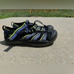 Keens Newport H2 Hiking Sandals - Men’s 7